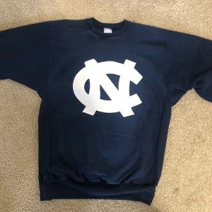Super cute UNC sweat shirt!